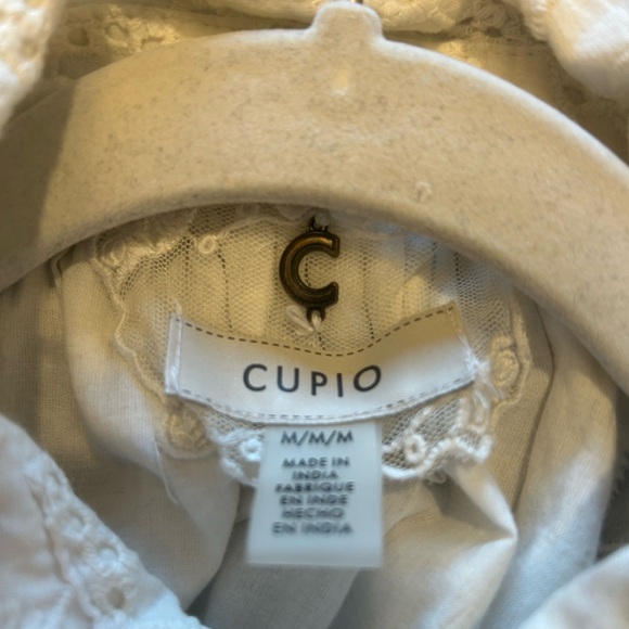 Eyelet Dress - Picture 3 of 4